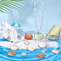 32Pcs 8 Styles Electroplated Natural Mixed Shell Pendants&nbsp;SSHEL-SC0001-62C