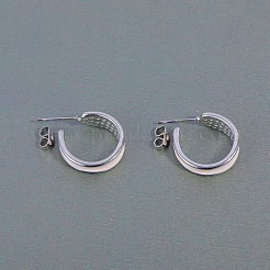 C-shaped Brass Stud Earrings&nbsp;WV3521