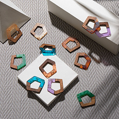 Transparent and Opaque Resin & Walnut Wood Pendants&nbsp;RESI-SZ0001-01