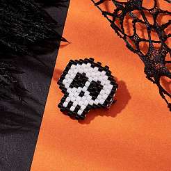 Halloween Skull Glass Seed Beads Brooch&nbsp;JEWB-BR00166