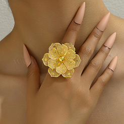 Luxurious Iron Flower Open Cuff Ring for Women's Party Dressing&nbsp;SW9832