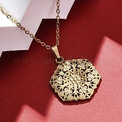 Hexagonal Flower 304 Stainless Steel Pendant Necklaces&nbsp;NJEW-M096-36G