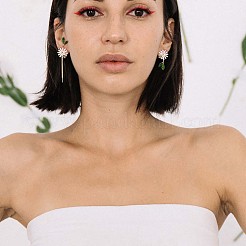 Daisy & Bee Enamel Asymmetric Earrings&nbsp;JE963A