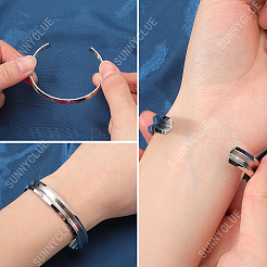 2Pcs 2 Colors 304 Stainless Steel Grooved Open Cuff Bangles Set for Women&nbsp;BJEW-SC0001-17