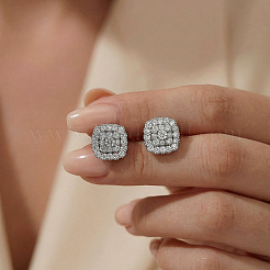 925 Sterling Silver Pave Moissanite Stud Earrings for Women&nbsp;CR3655