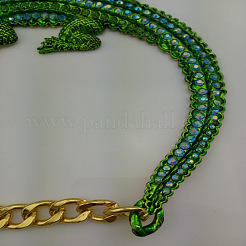 Halloween Crocodile Zinc Alloy Olivine Rhinestone Bib Necklaces for Women&nbsp;FS-WGFFF11-01