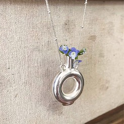 Alloy Donut Shape Wearable Flower Vase Pendant Necklaces for Women&nbsp;WG60C45-01