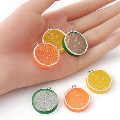 6Pcs 3 Colors Flat Round Resin Fruit Pendants&nbsp;RESI-YW0001-44