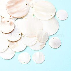 32Pcs 4 Styles Flat Round/Disc Natural Freshwater Shell Pendants&nbsp;SHEL-SC0001-97