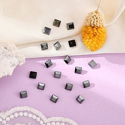 プレシオサ® マキシマ クリスタル ファンシーストーン  チェコクリスタル  435 23 615 四角  未完成  23980 272 ヘマタイト  6x6mm&nbsp;X-PRC-FA6-23980-272
