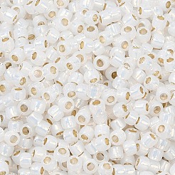 トーホー 8/0ラウンドビーズ  日本製シードビーズ  （シルバーの裏地付きミルキーホワイト2100)個  3mm  穴：1mm  約1110個/50g&nbsp;SEED-XTR08-2100