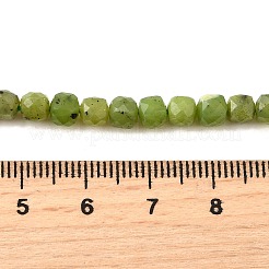天然カナダ翡翠ビーズ連売り  多面カット  グレードAA  キューブ  4x4x4mm  穴：0.6mm  約93個/連  15.16''（38.5センチメートル）&nbsp;G-G259-C03-4x4mm