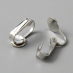 イヤリングパーツの真鍮製クリップ  フラットラウンドイヤリングのセッティング  プラチナ  17x8x8mm  トレイ：8mm&nbsp;KK-WH0047-67P