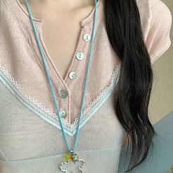 合金ガラスの輪郭ペンダント、コットンコード付きロングネックレス  プラチナ  ライトブルー  花  27.56インチ（70cm）&nbsp;WGD1AA2-01
