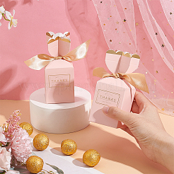 ポリエステルリボン付きウェディングペーパーキャンディギフト包装箱  結婚式用の折りたたみ収納ボックス  長方形  ピンク  4.9x4.9x12cm&nbsp;CON-WH0105-07