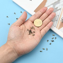 アイアン製折りたたみ式カシメエンドパーツ  圧着コードの端を折ります  ニッケルフリー  アンティークブロンズカラー  約3 mm幅  長さ6mm  穴：1mm  約344個/10g&nbsp;X-E029-NFAB