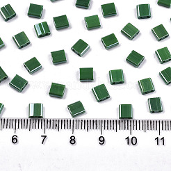 Fgb2穴ガラスシードビーズ  不透明な色は光沢の  正方形  グリーン  5x4.5~5.5x2~2.5mm  穴：0.5~0.8mm  約1180個/袋&nbsp;SEED-S031-L-ST127