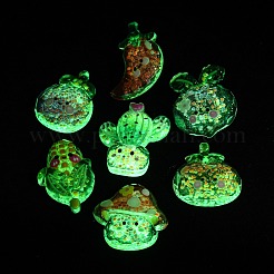 蓄光透明樹脂カボション  野菜  スパンコール入り  暗闇で光る  ミックスカラー  19~28x18~22x6~7mm&nbsp;CRES-V001-04