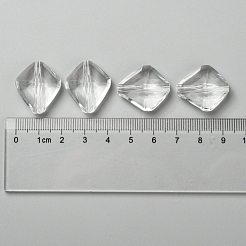 透明なアクリルビーズ  多面カット菱形  透明  長さ23mm  20 mm幅  厚さ10mm  穴：2mm  約267個/500g&nbsp;PL6362Y