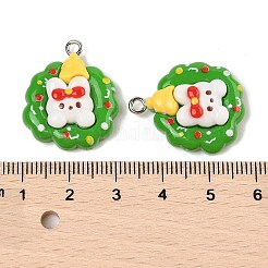 クリスマステーマの不透明樹脂ペンダント  プラチナ鉄ループ付き  クリスマスリース  25x20x8mm  穴：1.8mm&nbsp;RESI-S08-03B
