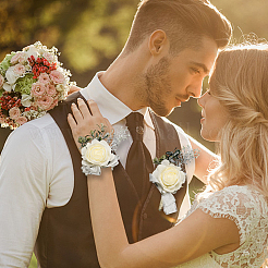 シルクリボンの手首とブローチ  シルククロスイミテーションフラワーとイミテーションパールストレッチブレスレット付き  結婚式のための  パーティーの装飾  古いレース  130~155x90~135x48~50mm&nbsp;AJEW-WH0285-17