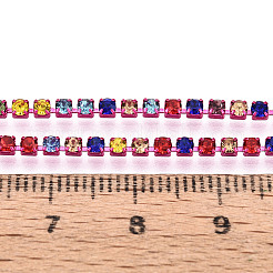 鉄ラインストーンカップチェーン  スプールで  カラフル  2x2x2mm  約30.00フィート（9.14m）/ロール&nbsp;CH-T007-02A-06