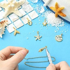 6個6スタイル真鍮製マイクロパヴェキュービックジルコニアペンダント  ゴールドカラー  混合図形  17.5~21.5x7~19x3~7mm  穴：2~5x2.5~4mm  1個/スタイル&nbsp;KK-CJ0005-70