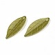 プラスチックチャーム  葉  オリーブ  19.5x7x2mm  穴：1mm&nbsp;KY-N015-039-3
