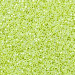 MIYUKIラウンドロカイユビーズ  日本製シードビーズ  15/0  （rr675)シルバーラインシャルトルーズオパール  1.5mm  穴：0.7mm  約5555個/10g&nbsp;X-SEED-G009-RR0675