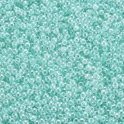 12/0個の模造ヒスイガラスシードビーズ  不透明色の光沢  ラウンド  淡いターコイズ  2x1.5mm  穴：1mm  約40000個/ポンド&nbsp;SEED-S049-A-018