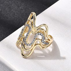 真鍮マイクロペーブクリアキュービックジルコニアカフリング  女性用ワイドバンドリング  ウェーブエッジ  18KGP本金メッキ  28mm&nbsp;RJEW-H262-02G