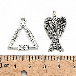 合金のチベット風チャーム  ウイング  アンティークシルバー  24~56x9~21x1~2mm  穴：1.5~5x2~3mm  約30~35個/100g&nbsp;TIBEP-M038-02AS