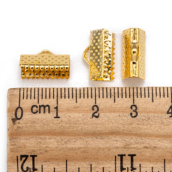 アイアン製カシメリボン止めエンドパーツ  ゴールドカラー  7x13mm  穴：2mm&nbsp;E005Y-G