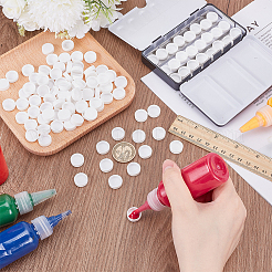 100個のプラスチック製の空の水彩絵の具パン  ペイントケースアートパレット用  フラットラウンド  ホワイト  15x5mm  内径：12.5mm  容量：0.6ml（0.02fl.oz）&nbsp;KY-PH0002-23