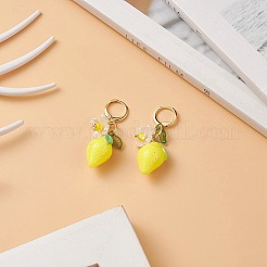 レモン樹脂、リーフ＆イミテーションパールフラワーダングルフレンチフックピアス  女性のための真鍮のアクセサリー  ゴールドカラー  40.5mm  ピン：0.7x0.8mm&nbsp;EJEW-TA00192