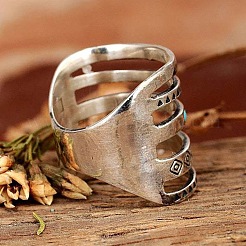 Alloy with Synthetic Turquoise Finger Rings&nbsp;FS-WG0500F-04