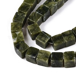 天然台湾ヒスイのビーズ連売り  キューブ  8~8.5x8~8.5x8~8.5mm  穴：1.2mm  約47~49個/連  15.35~15.79'''（39~40.1センチメートル）&nbsp;G-T139-8x8-21A