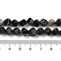 天然縞瑪瑙（染色・加熱）ビーズ連売り  キューブ  7.5~8.5x6.5~8.5x5.5~6.5mm  穴：0.7mm  約52~56個/連  15.16~15.87''（38.5~40.3センチメートル）&nbsp;G-A257-A03-01