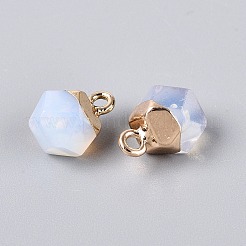 オパールペンダント  ポリゴンのチャーム  金色の真鍮ループ  11.5~14x7~9.5x7~9.5mm  穴：1.6~1.8mm&nbsp;G-N359-18G-22