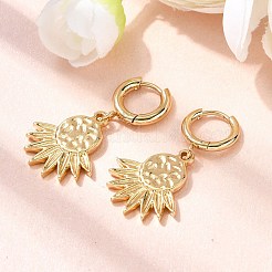 304ステンレススチールフープピアス  ゴールドカラー  ファン  32~34x18.5mm&nbsp;EJEW-P329-01A-G