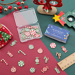 32個16スタイルのクリスマステーマ合金エナメルペンダント  カドミウムフリー＆ニッケルフリー＆鉛フリー  ライトゴールド  混合形状  ミックスカラー  17.5~22x10~14.5x1.5~5mm  穴：1.2~2mm  2個/スタイル&nbsp;ENAM-SC0003-66