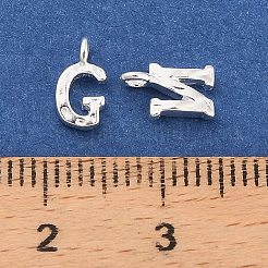 26個、26つのスタイル、925つのスターリングシルバーチャーム  a～zの文字  銀  8~8.5x2.5~5.5x1.5~3mm  穴：1.5mm  1個/スタイル&nbsp;STER-B010-03S