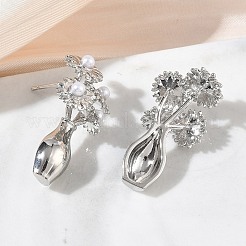 女性のための真鍮のスタッドピアス  花  ABSの模造パールと  ラックめっき  長持ちメッキ  鉛フリー＆カドミウムフリー  プラチナ  30x16mm&nbsp;EJEW-A168-12P