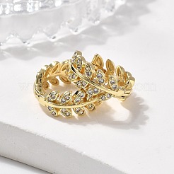 クリアキュービックジルコニアリーフフープピアス  女性のための真鍮のアクセサリー  18KGP本金メッキ  14x5.5mm  ピン：0.8mm&nbsp;EJEW-B013-01