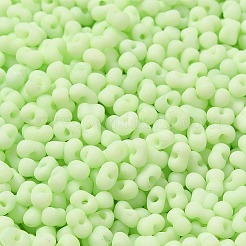 ガラスのフロストシードビーズ  ピーナッツ  緑黄  3.5~4x2~2.5x2~2.3mm  穴：0.8mm  約8000個/ポンド&nbsp;SEED-K009-05B-06