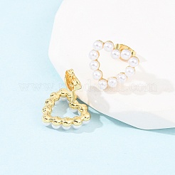 真鍮のハートスタッドピアス  ABSの模造パールと  16KGP本金メッキ  貝殻色  14x14.5mm&nbsp;EJEW-B153-04G