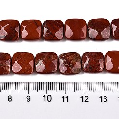 天然石レッドジャスパービーズ連売り  多面カット正方形  12~12.5x12~12.5x5.5~6mm  穴：1.2mm  約17個/連  8.07~8.4''（20.5~21センチメートル）&nbsp;G-T138-161