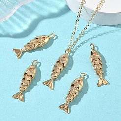 シェグレース 真鍮製マイクロパヴェ キュービックジルコニアペンダント  魚のチャーム  カドミウムフリーと鉛フリー＆ニッケルフリー  18KGP本金メッキ  34x9x6mm  穴：3x1.5mm&nbsp;XGRQ4G003-691G