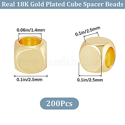 真鍮ビーズ  キューブ  18KGP本金メッキ  2.5x2.5x2.5mm  穴：1.4mm  200個/箱&nbsp;KK-CN0002-72A-G