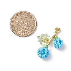 ガラスシードビーズのベリーと葉のペンダント  ガラスとアクリルで  ディープスカイブルー  35x22x10mm  穴：2mm&nbsp;PALLOY-MZ01114-04